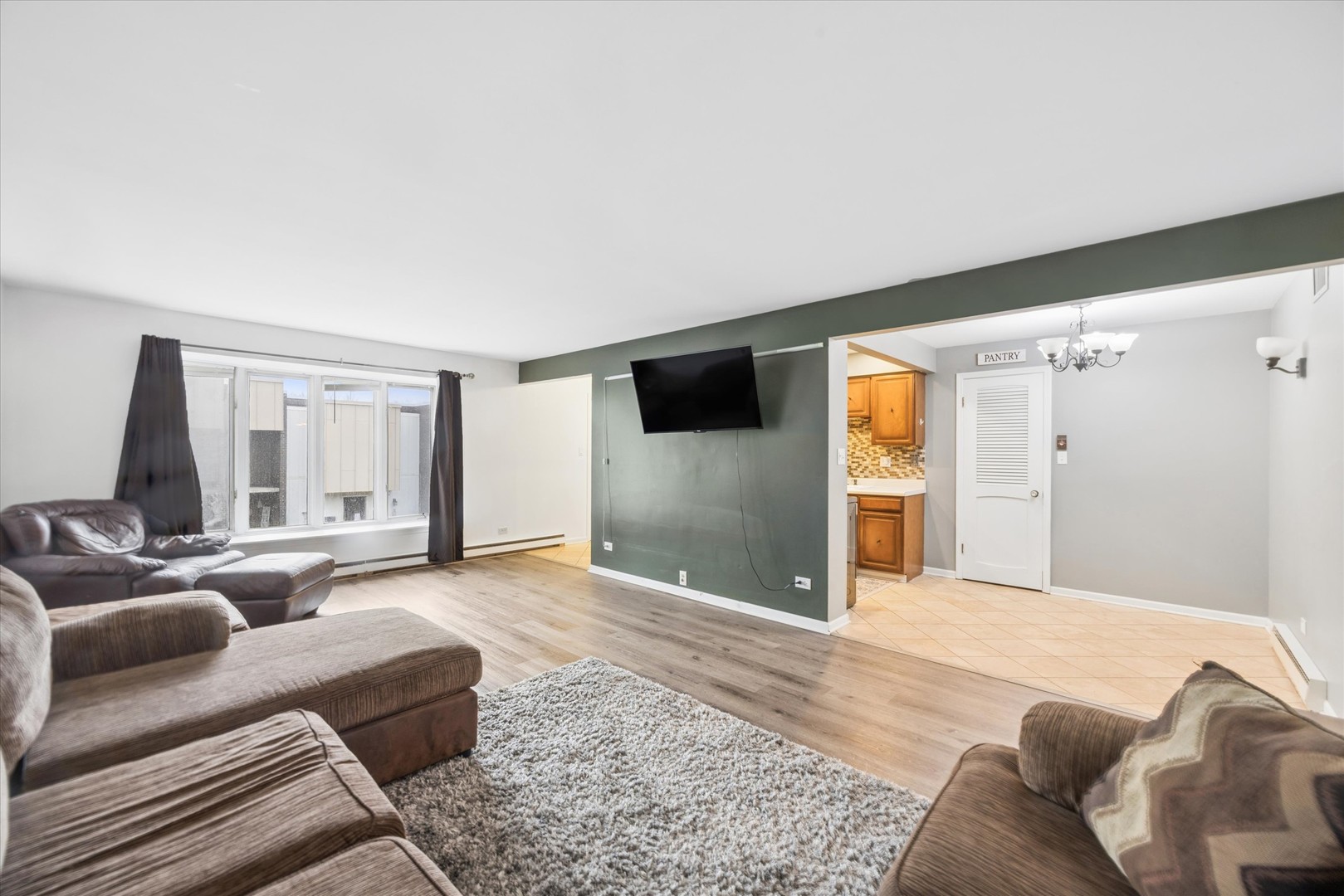 9808 S Karlov Avenue #D, Oak Lawn, IL 60453