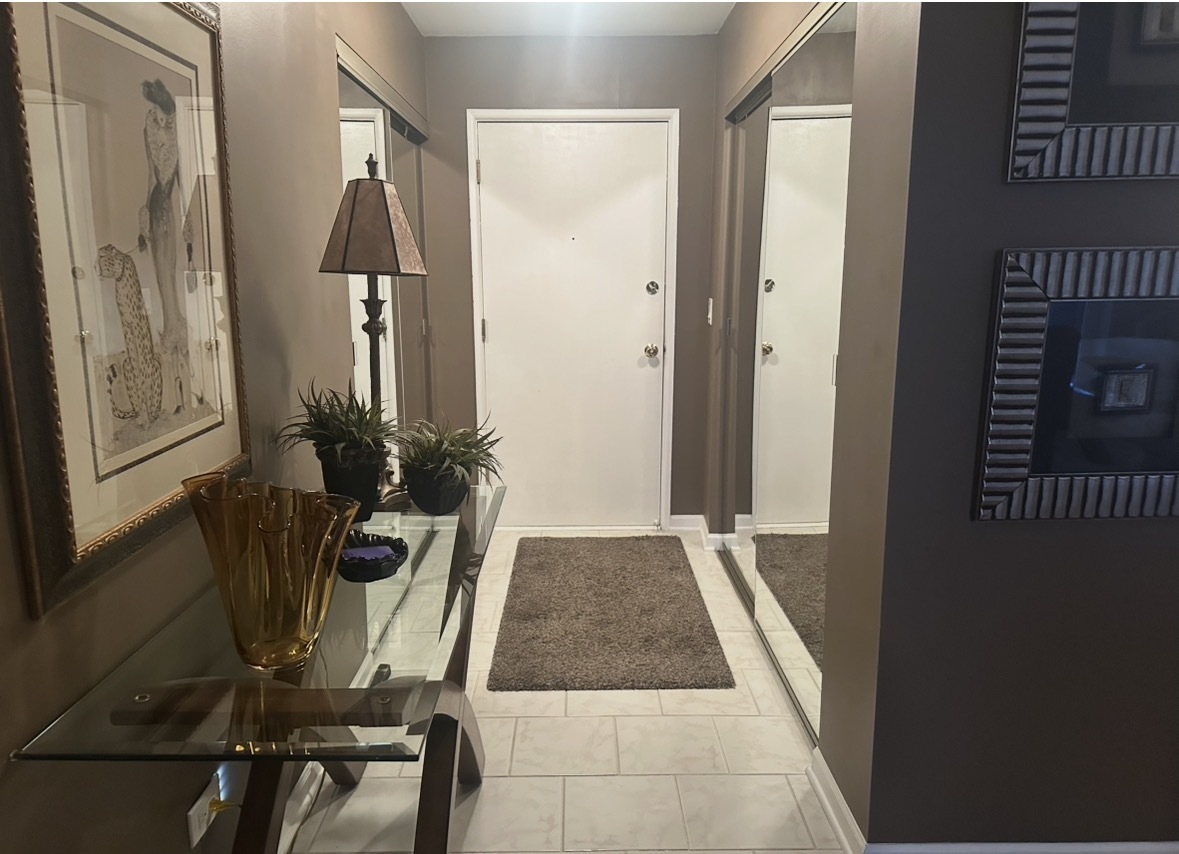 1311 S FINLEY Road #312, Lombard, IL 60148