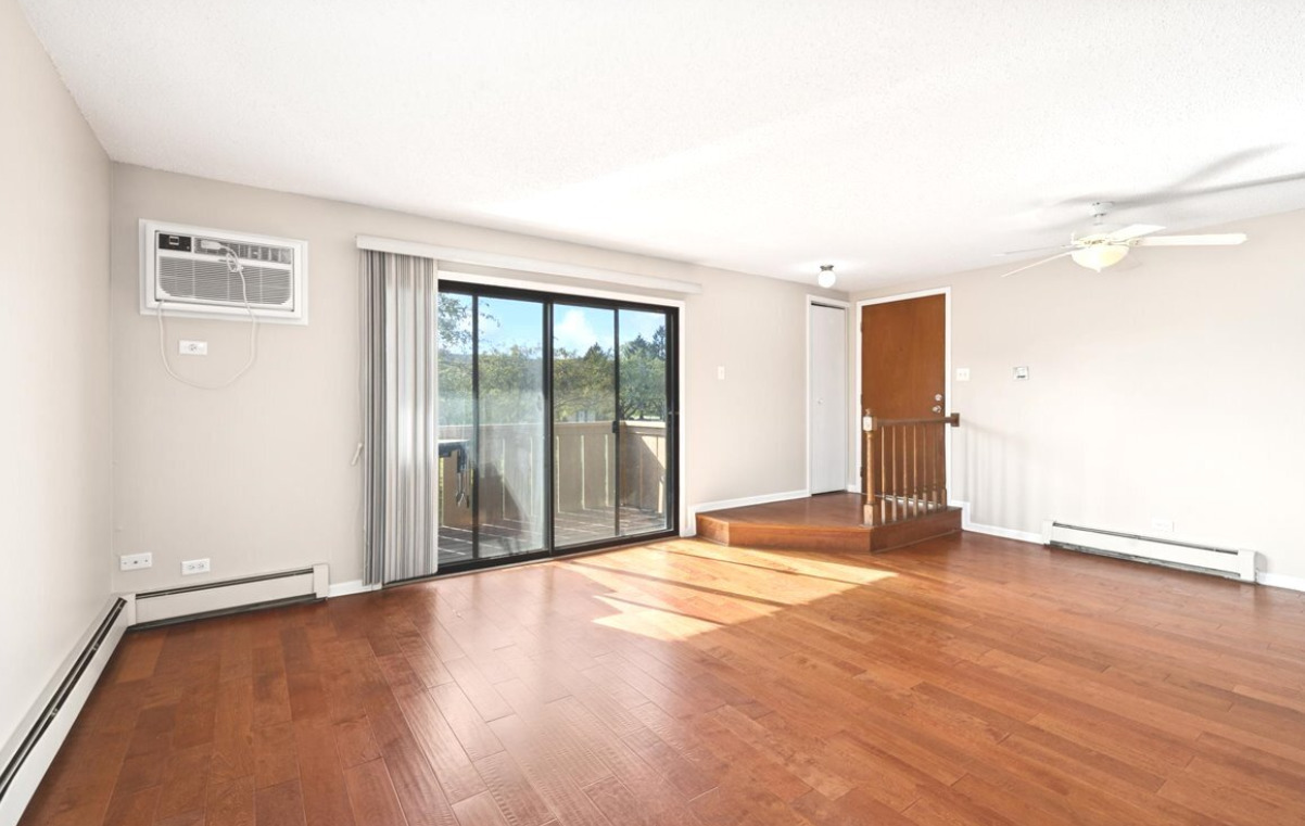 11 Echo Court #12, Vernon Hills, IL 60061