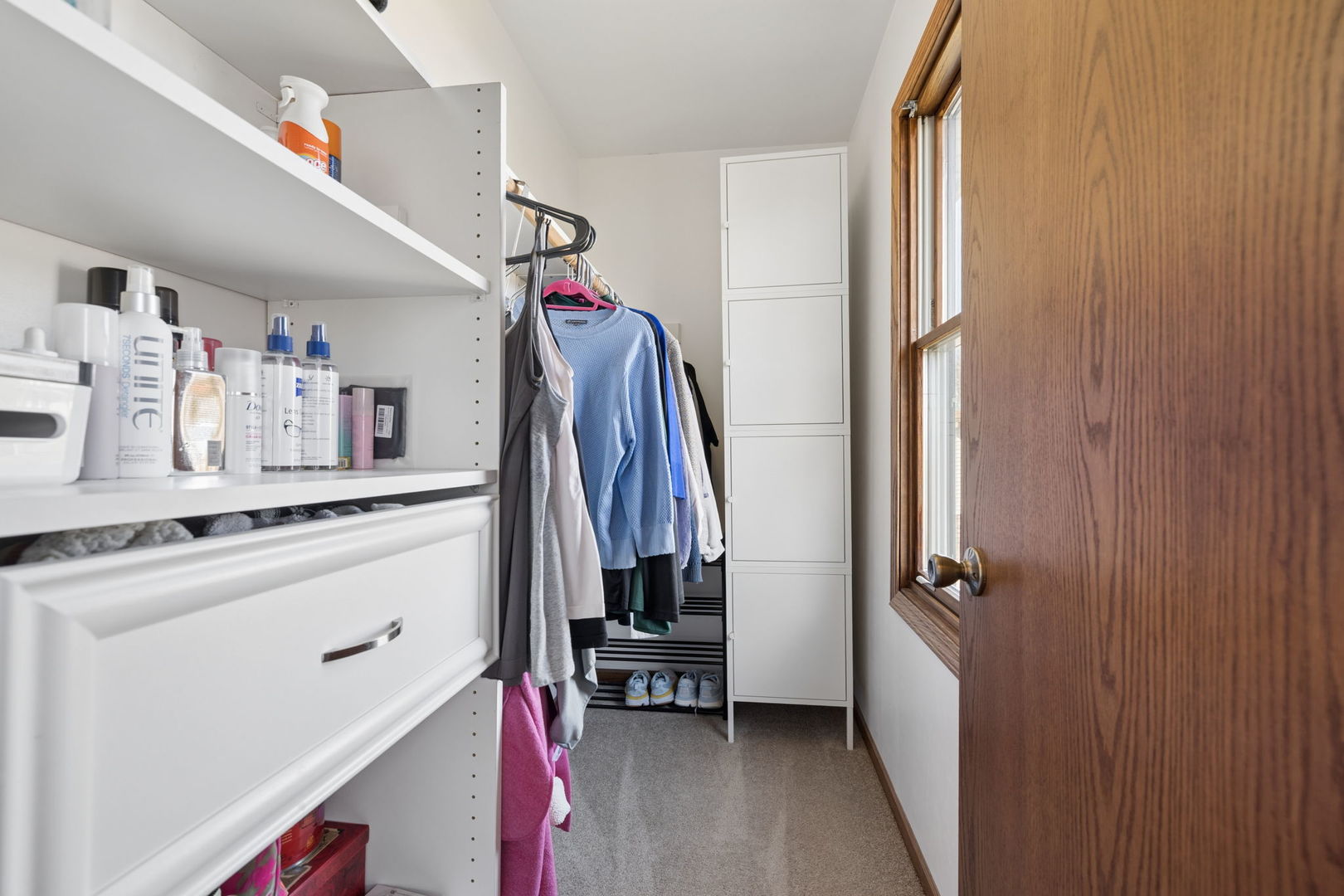 406 Whipple Lane, Westmont, IL 60559