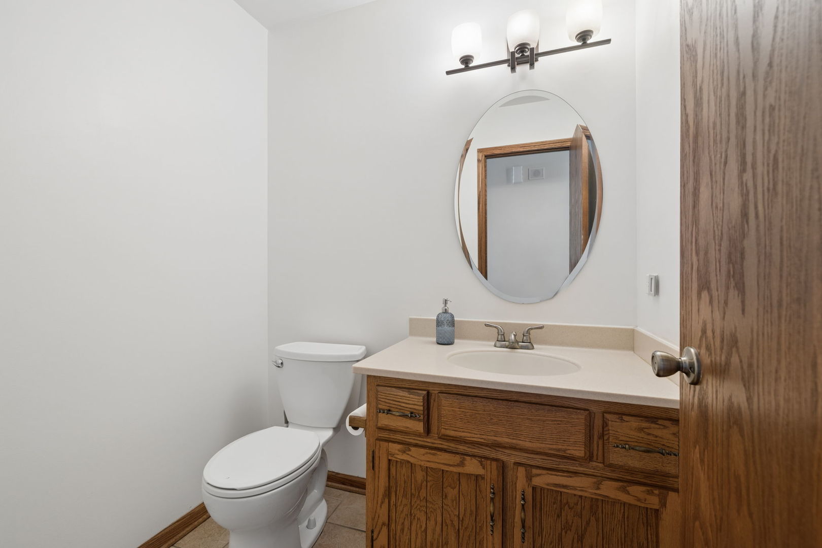 406 Whipple Lane, Westmont, IL 60559