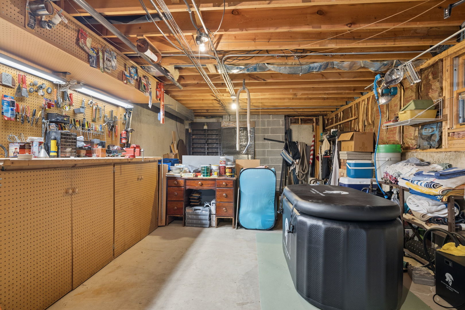 406 Whipple Lane, Westmont, IL 60559