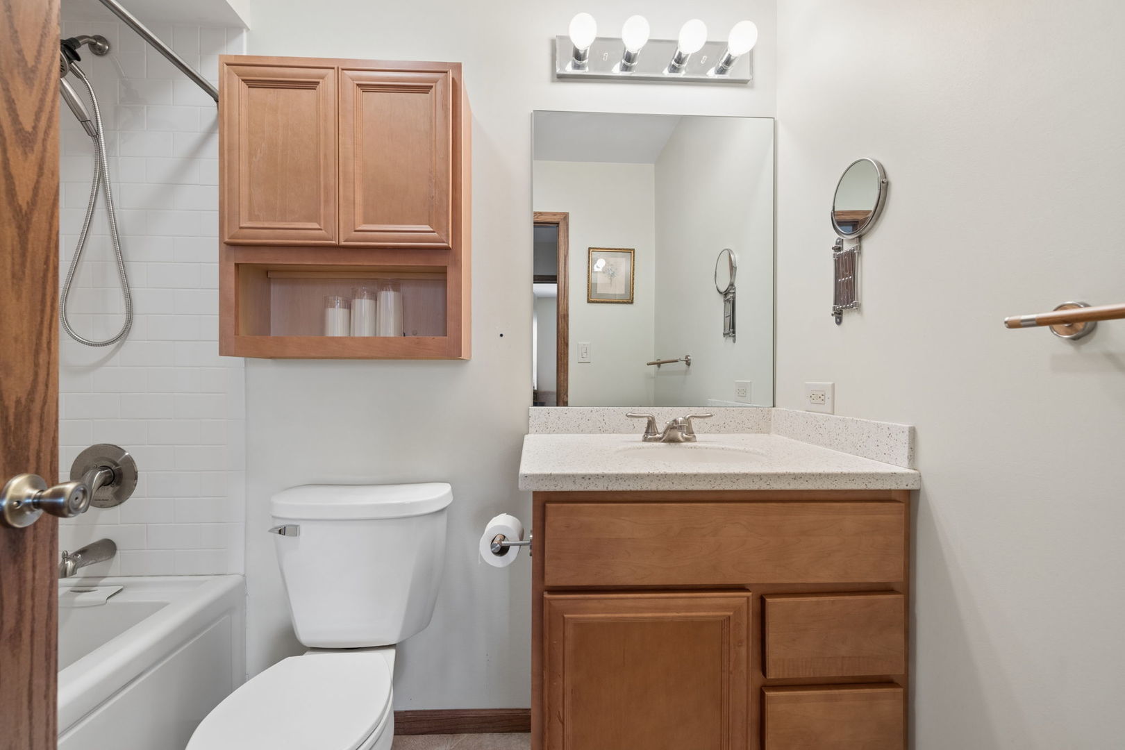 406 Whipple Lane, Westmont, IL 60559