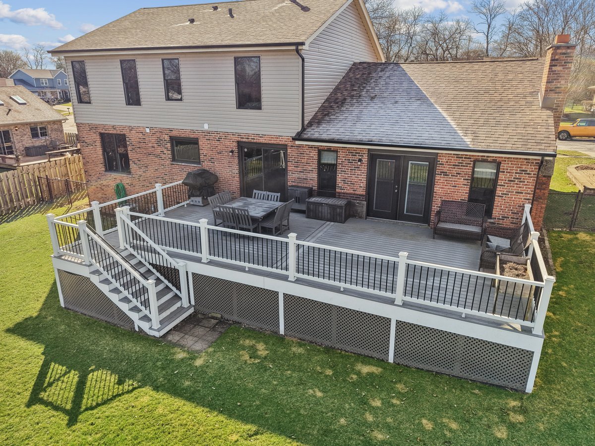 406 Whipple Lane, Westmont, IL 60559