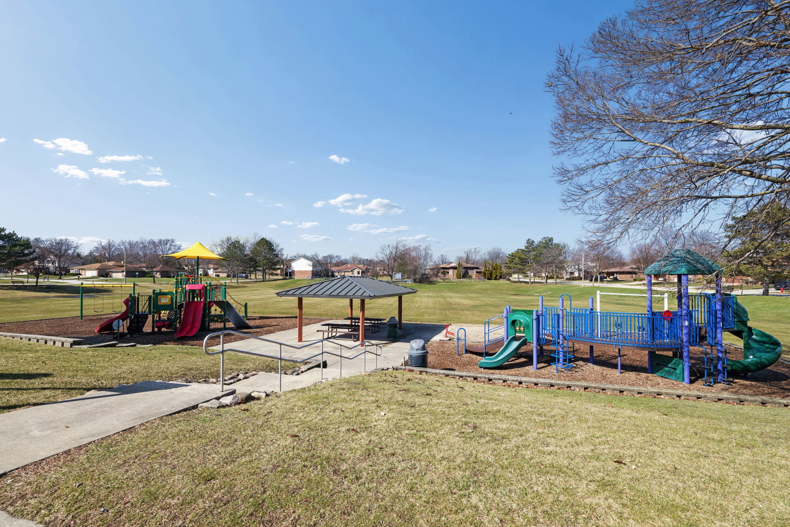 406 Whipple Lane, Westmont, IL 60559