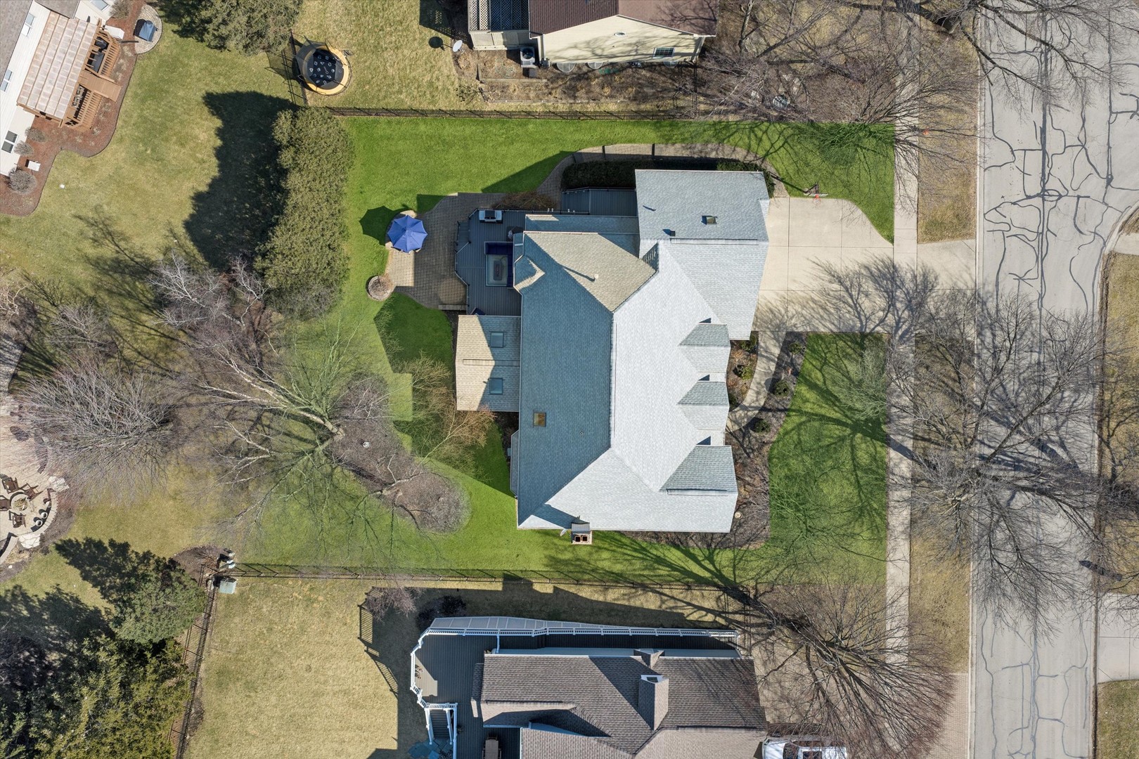 2711 Wendy Drive, Naperville, IL 60565