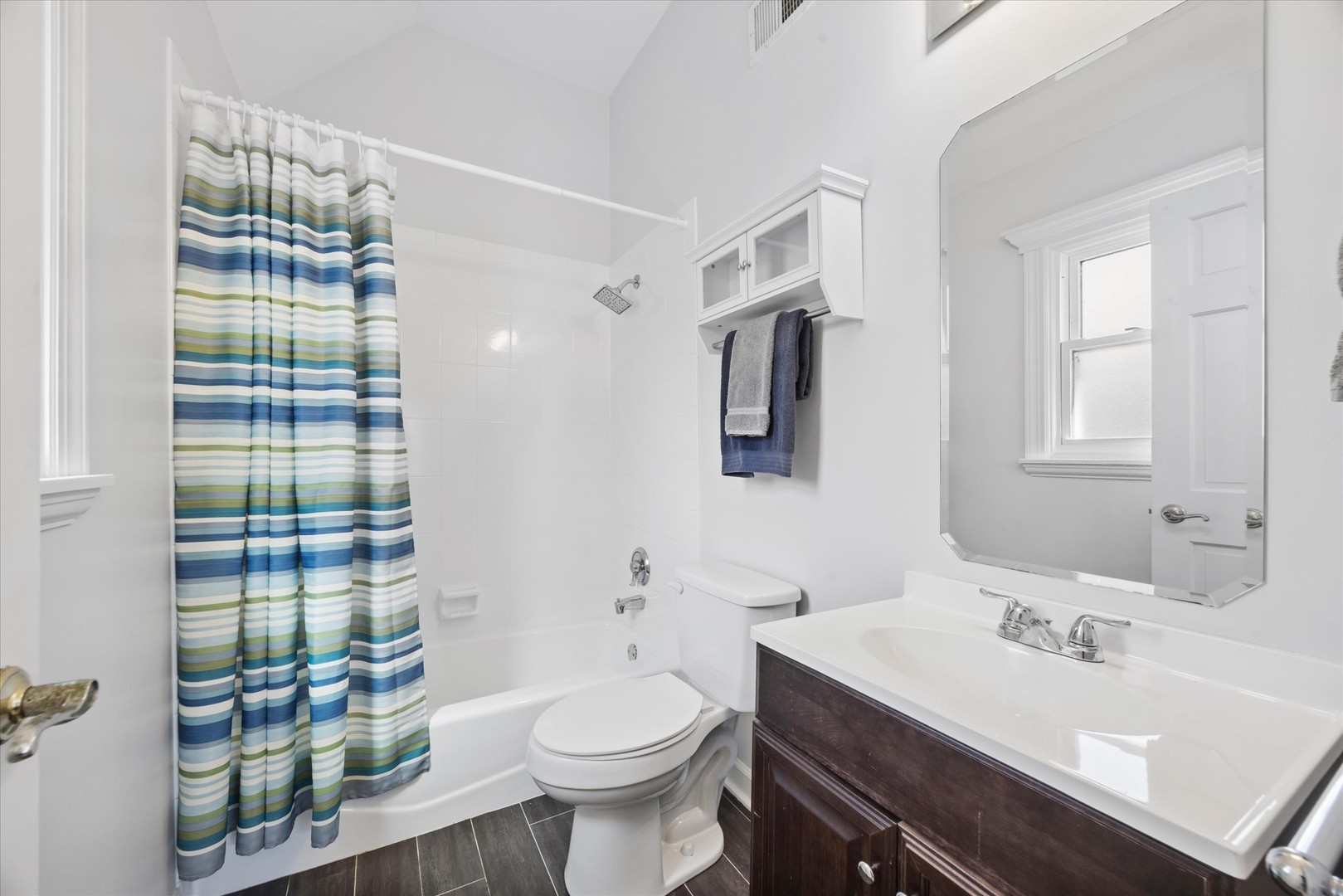 2711 Wendy Drive, Naperville, IL 60565