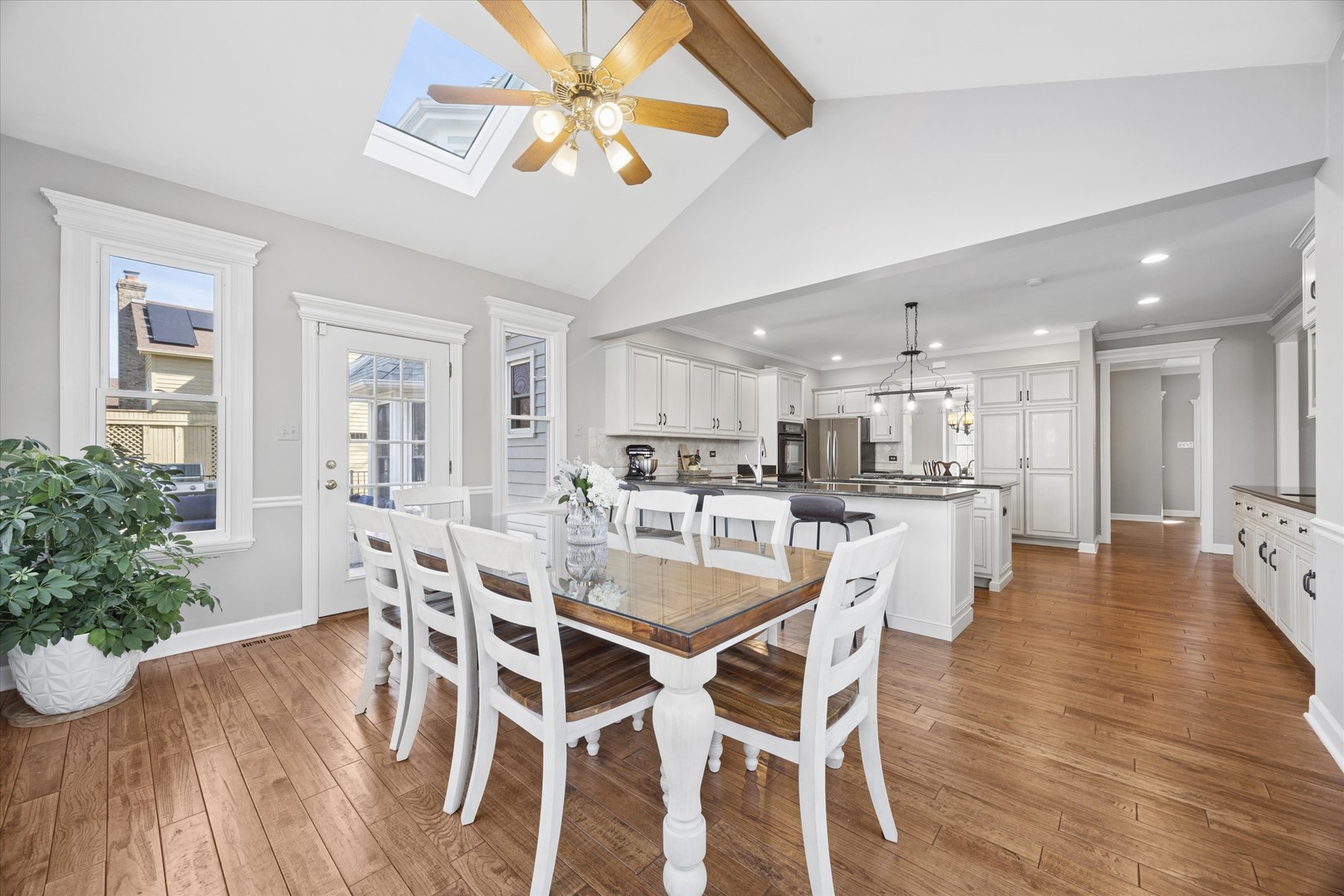 2711 Wendy Drive, Naperville, IL 60565