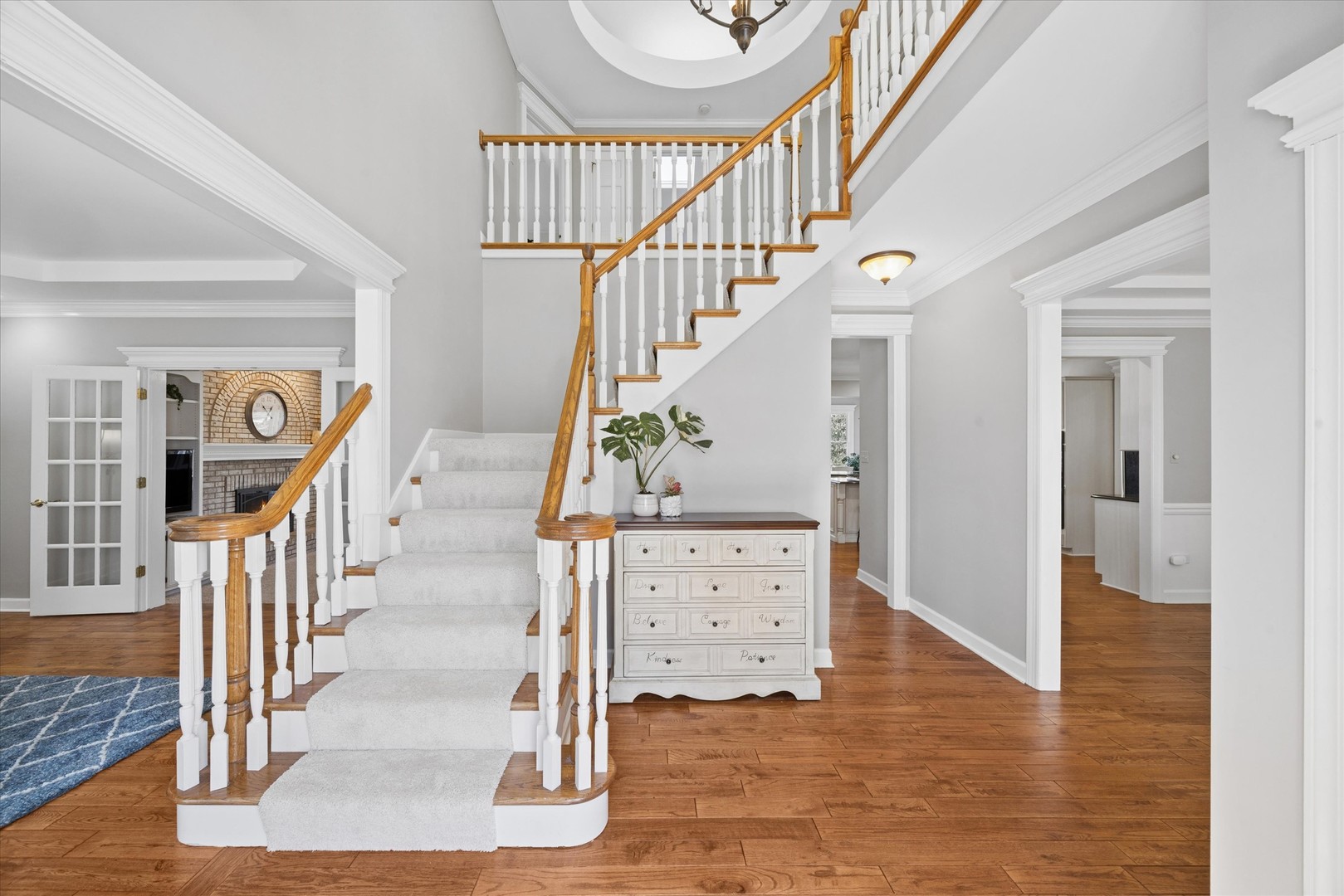 2711 Wendy Drive, Naperville, IL 60565