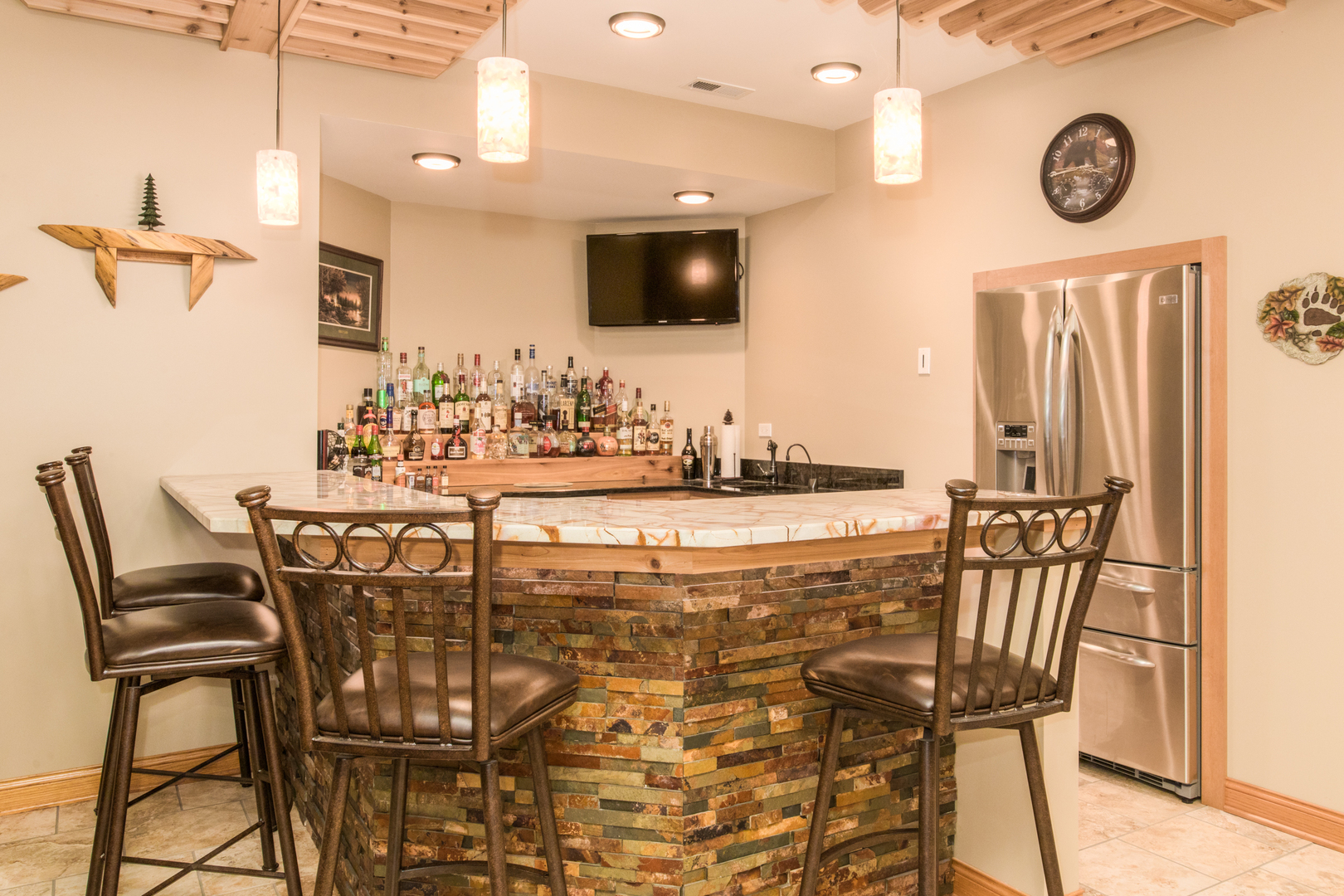 7245 W Lee Street, Niles, IL 60714