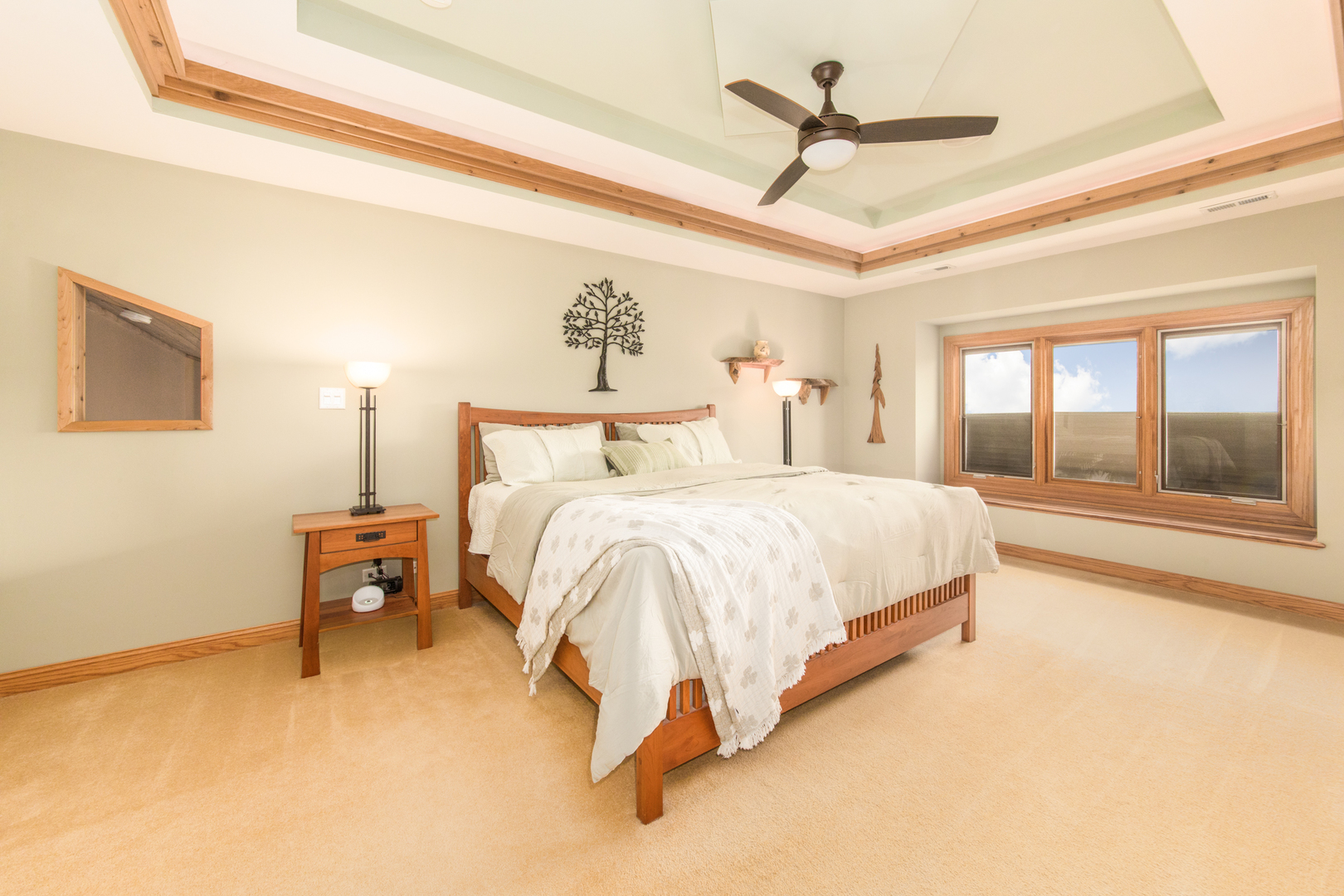 7245 W Lee Street, Niles, IL 60714