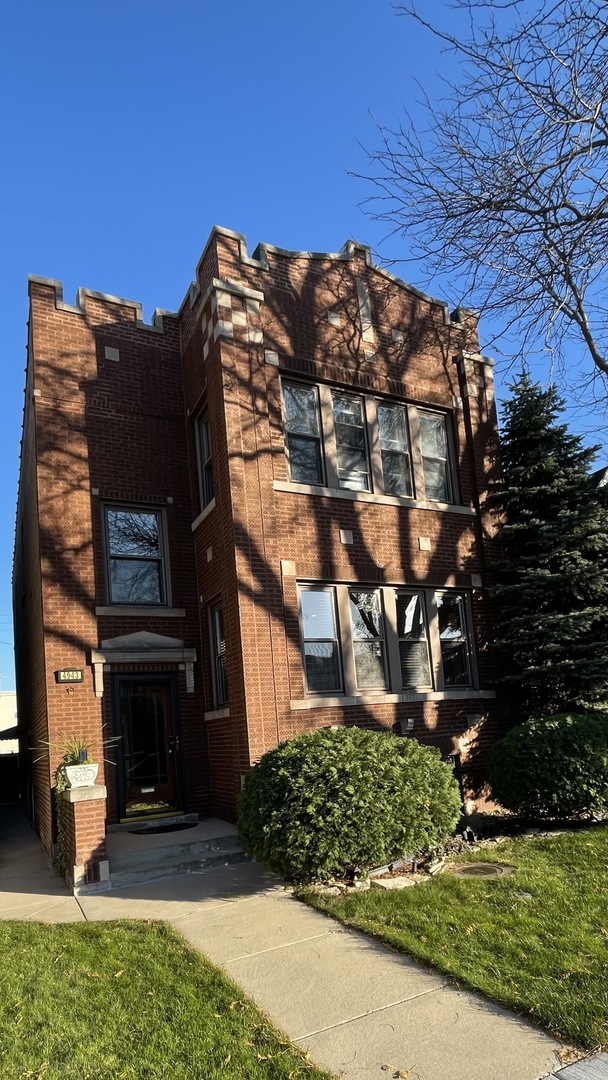 4943 N MARMORA Avenue #1, Chicago, IL 60630