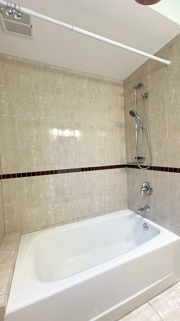 4943 N MARMORA Avenue #1, Chicago, IL 60630