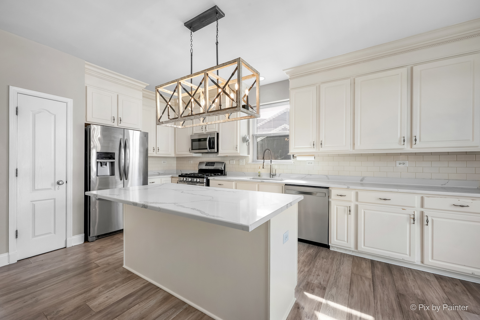 3084 Seekonk Avenue, Elgin, IL 60124