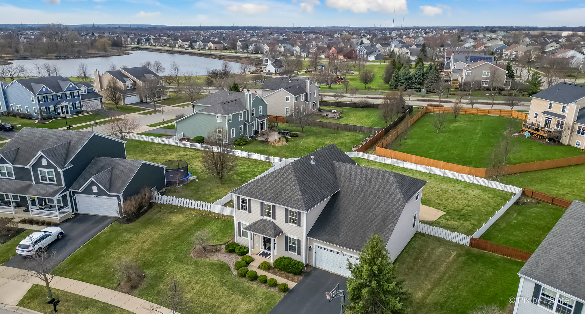 3084 Seekonk Avenue, Elgin, IL 60124