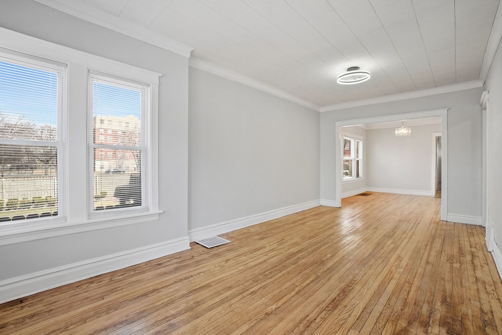 5919 S Spaulding Avenue, Chicago, IL 60629