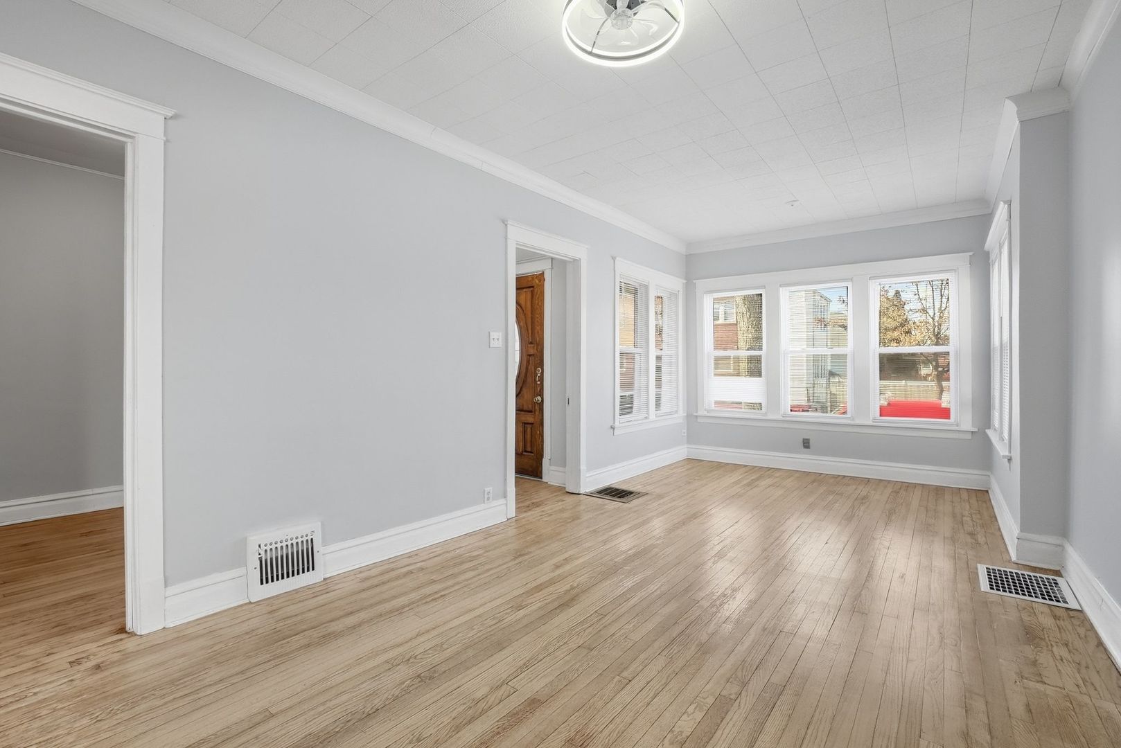 5919 S Spaulding Avenue, Chicago, IL 60629