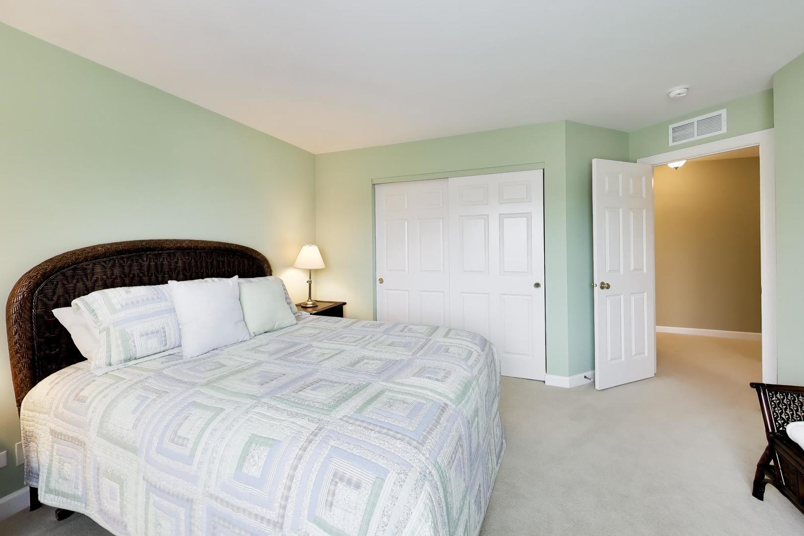 2258 Clearbrook Court, Wauconda, IL 60084