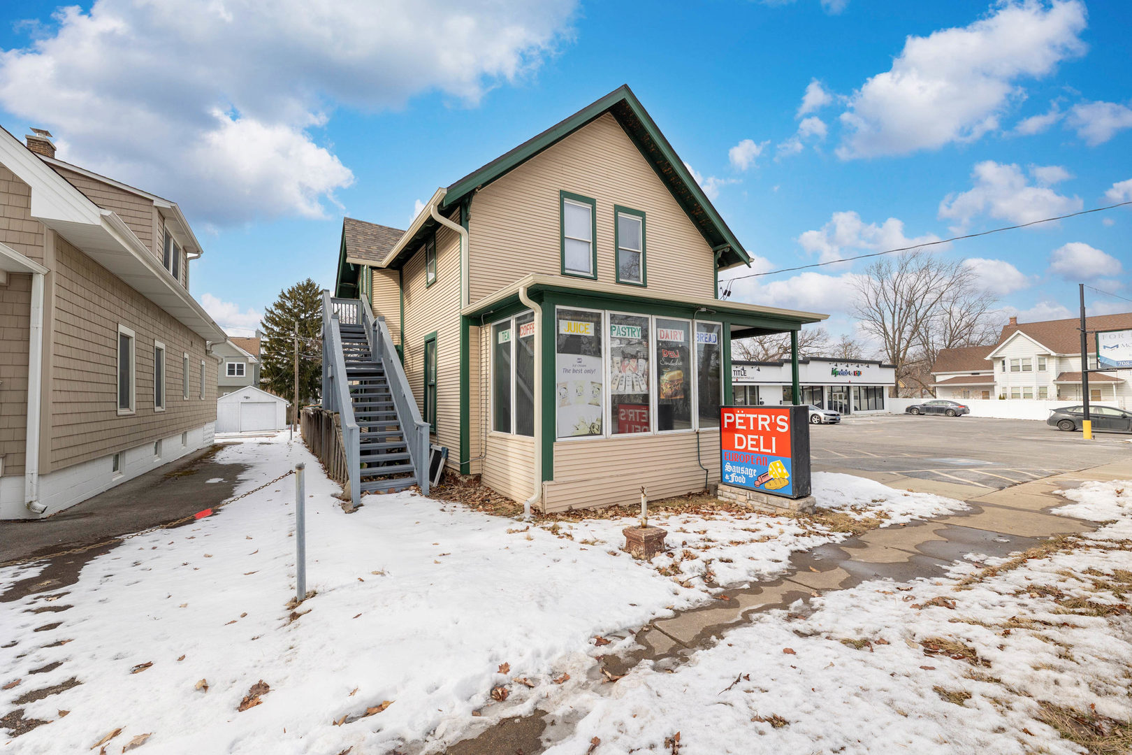 818 State Street, Lemont, IL 60439