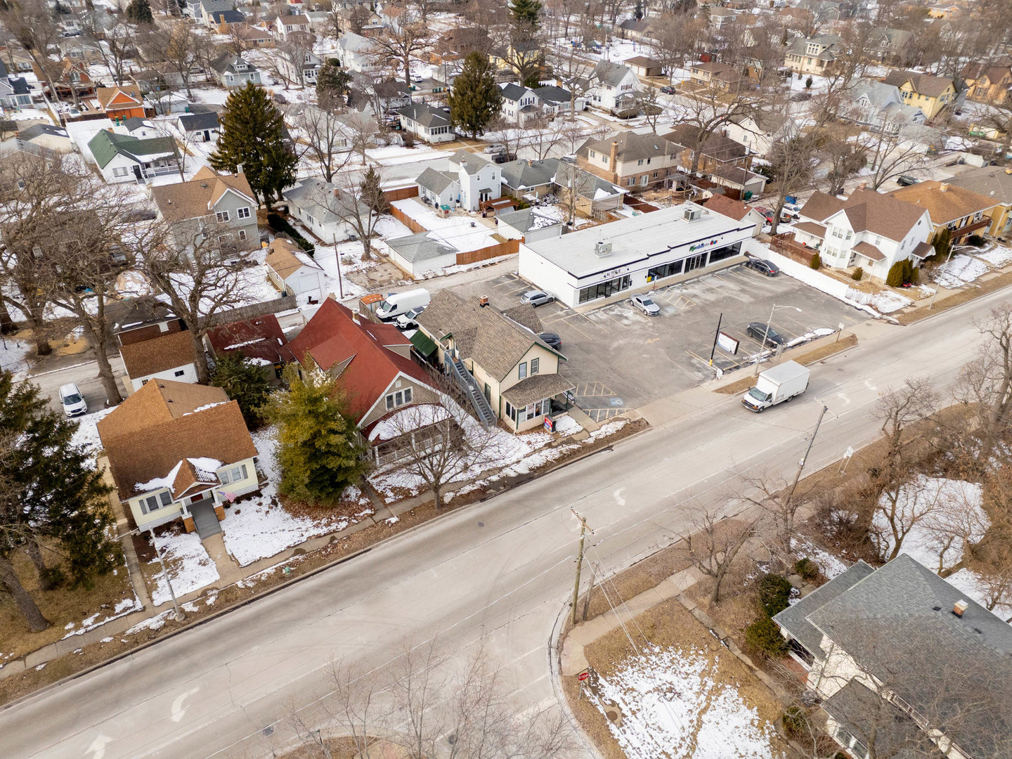 818 State Street, Lemont, IL 60439