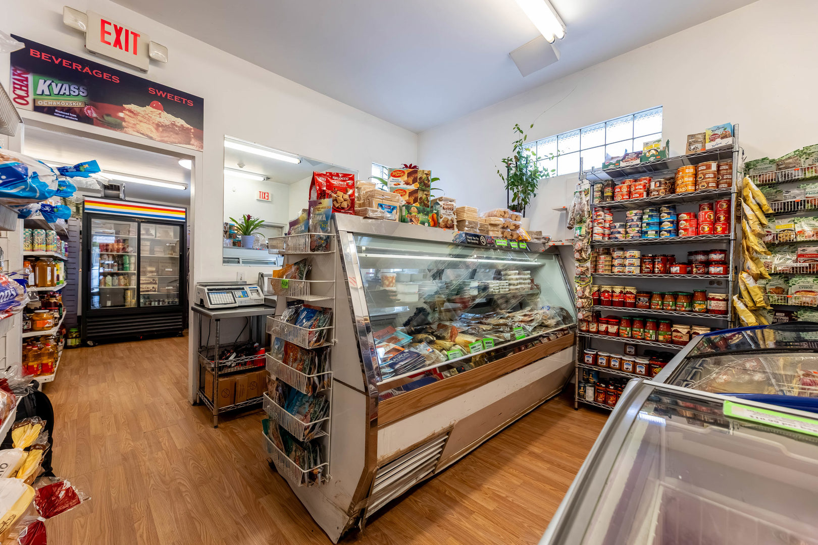 818 State Street, Lemont, IL 60439