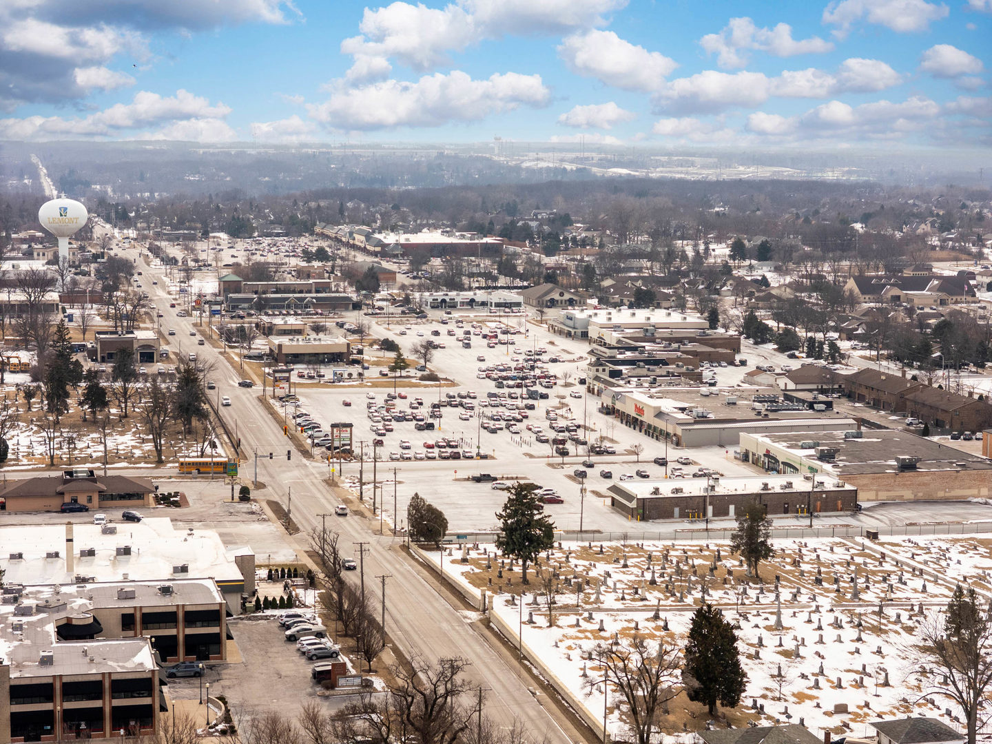 818 State Street, Lemont, IL 60439