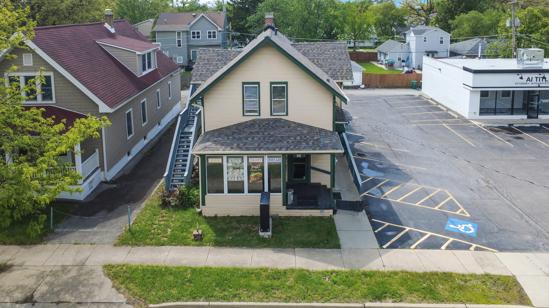 818 State Street, Lemont, IL 60439