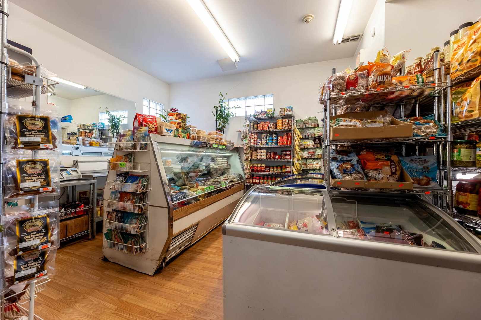 818 State Street, Lemont, IL 60439