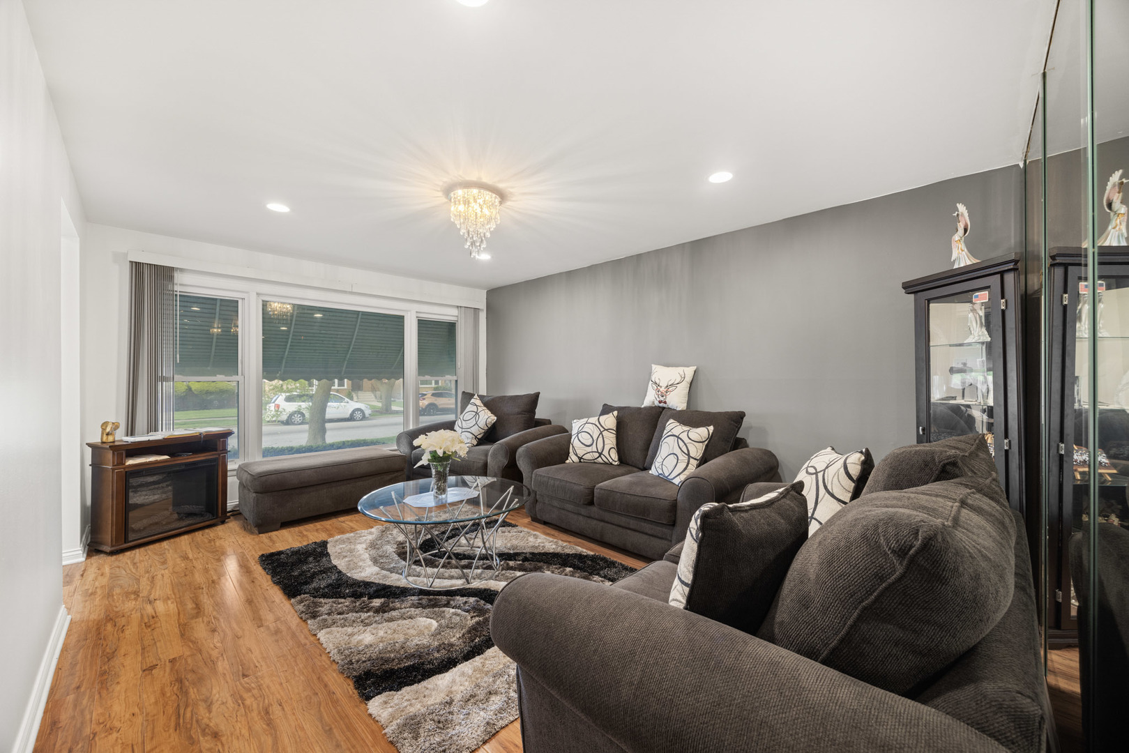 57 W 78th Place, Chicago, IL 60620
