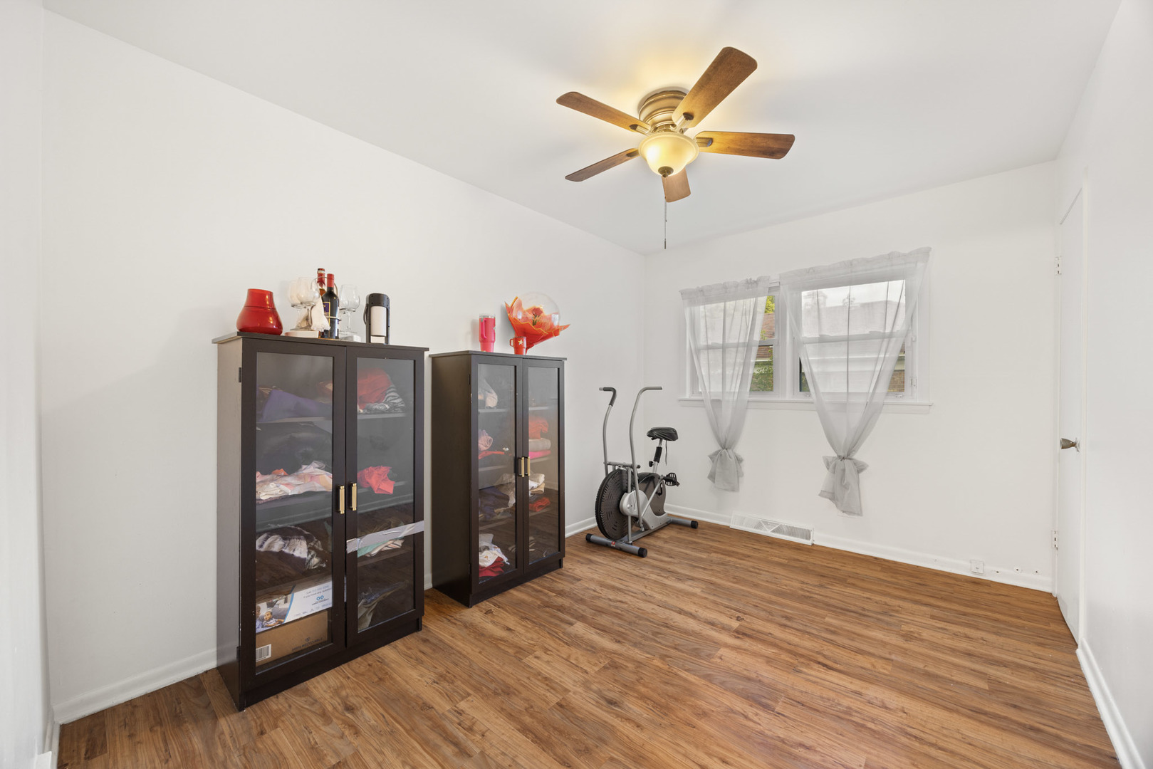 57 W 78th Place, Chicago, IL 60620