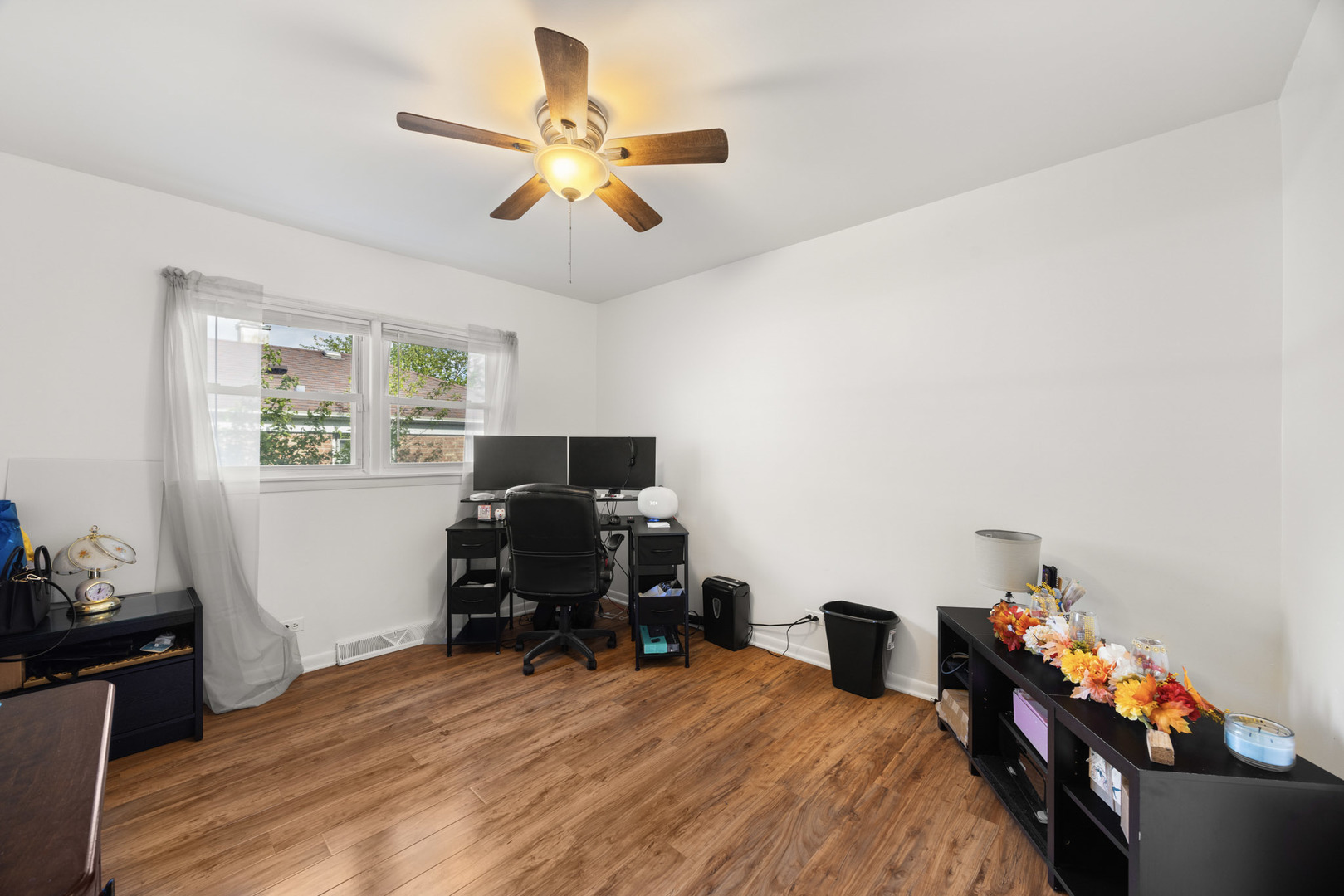 57 W 78th Place, Chicago, IL 60620