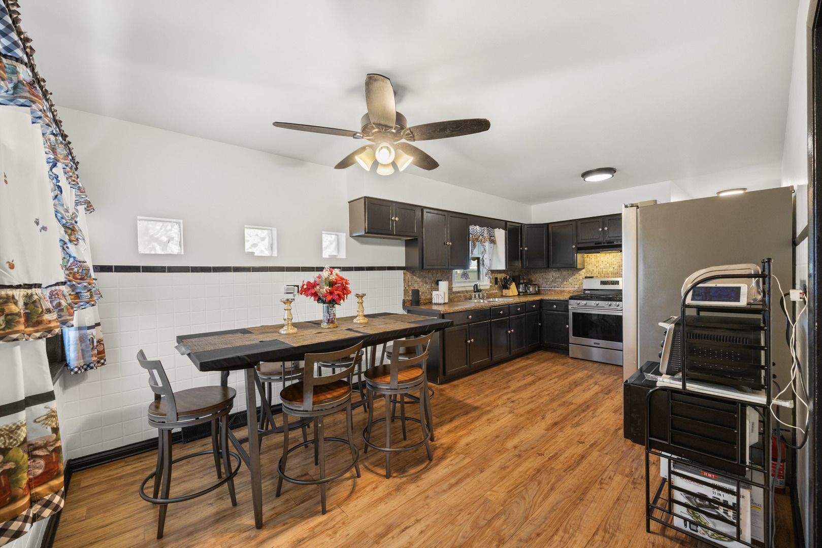 57 W 78th Place, Chicago, IL 60620