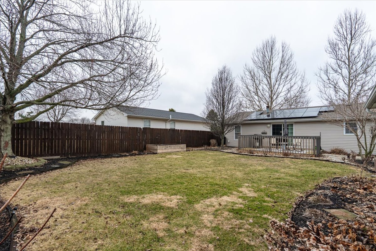 23 Geneva Court, Bloomington, IL 61704