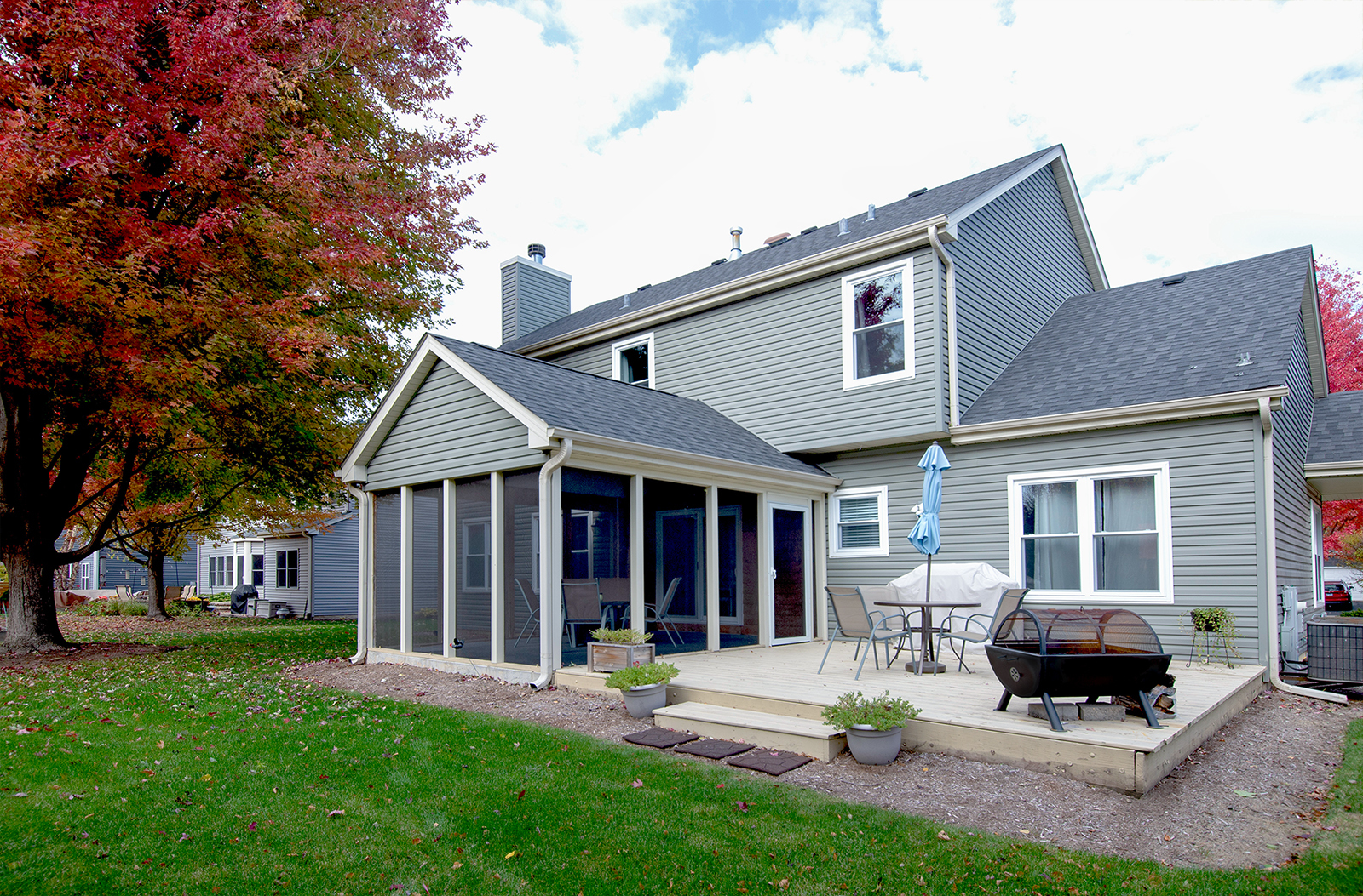 39W553 N Hyde Park, Geneva, IL 60134