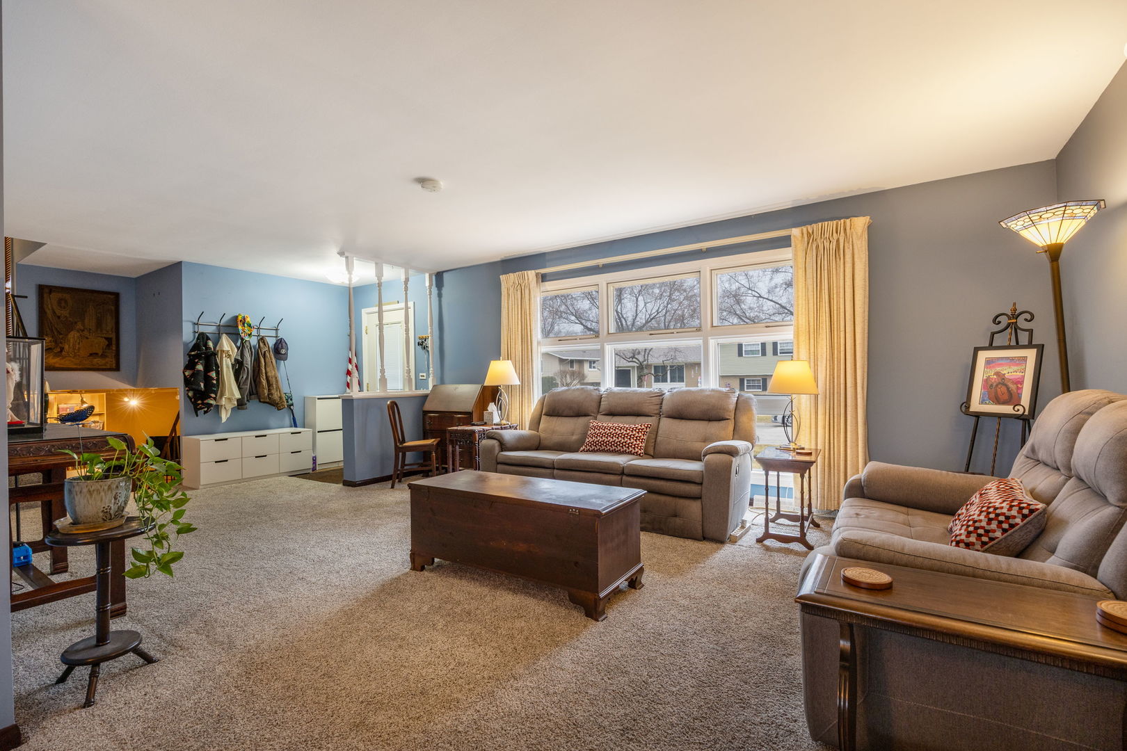 6500 Winston Drive, Woodridge, IL 60517