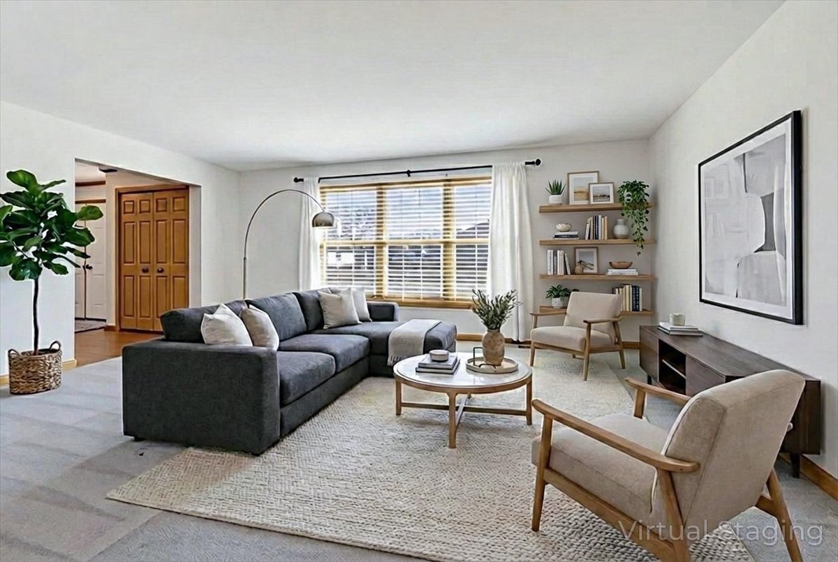 303 Westwood Drive, Shorewood, IL 60404