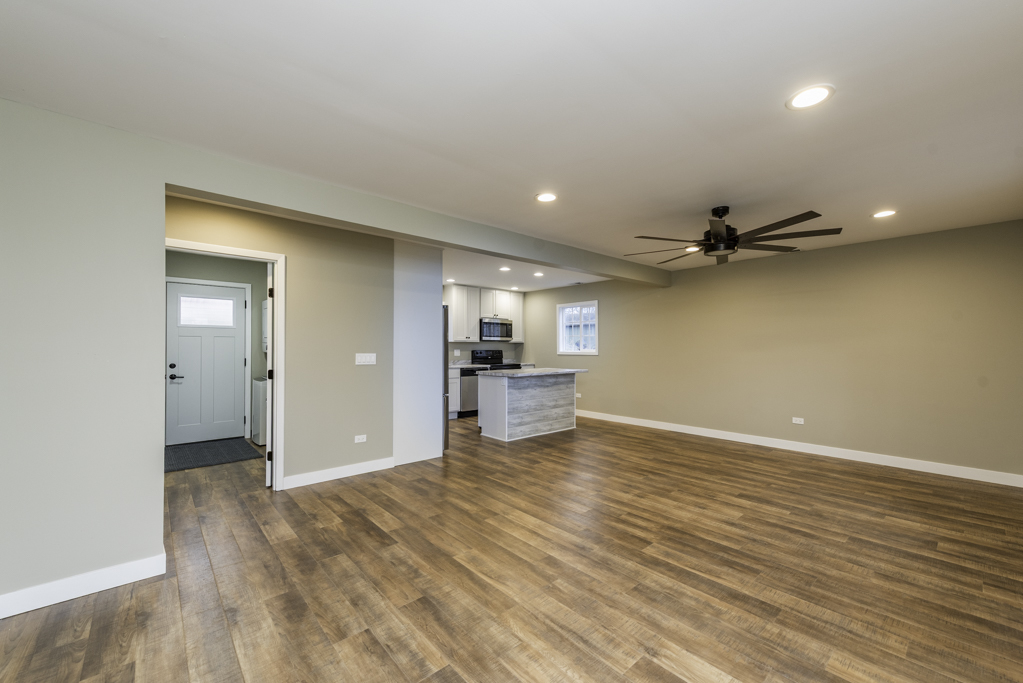 42076 N East Road, Antioch, IL 60002