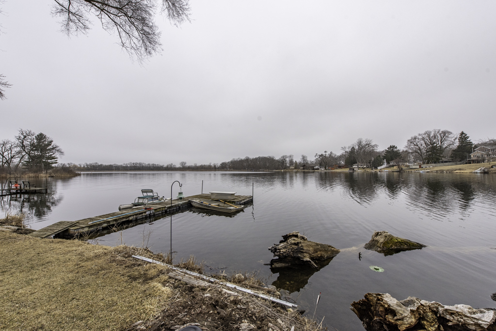 42076 N East Road, Antioch, IL 60002