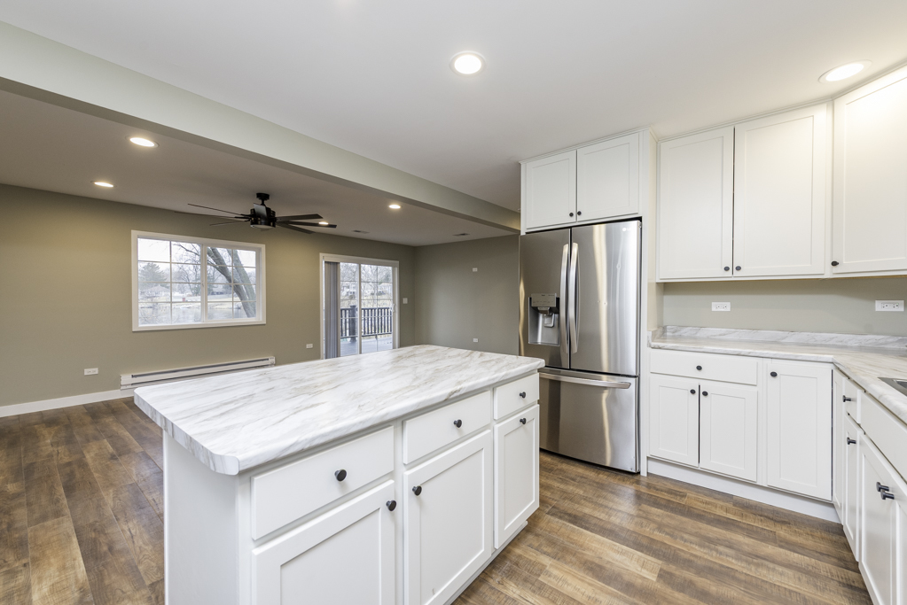 42076 N East Road, Antioch, IL 60002