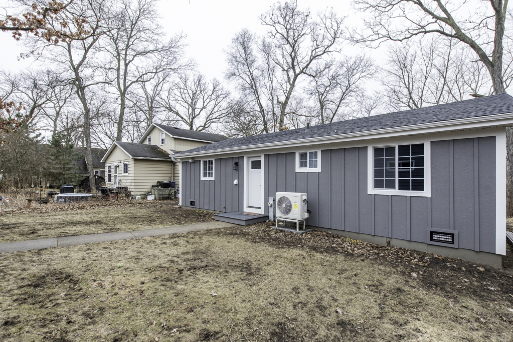 42076 N East Road, Antioch, IL 60002