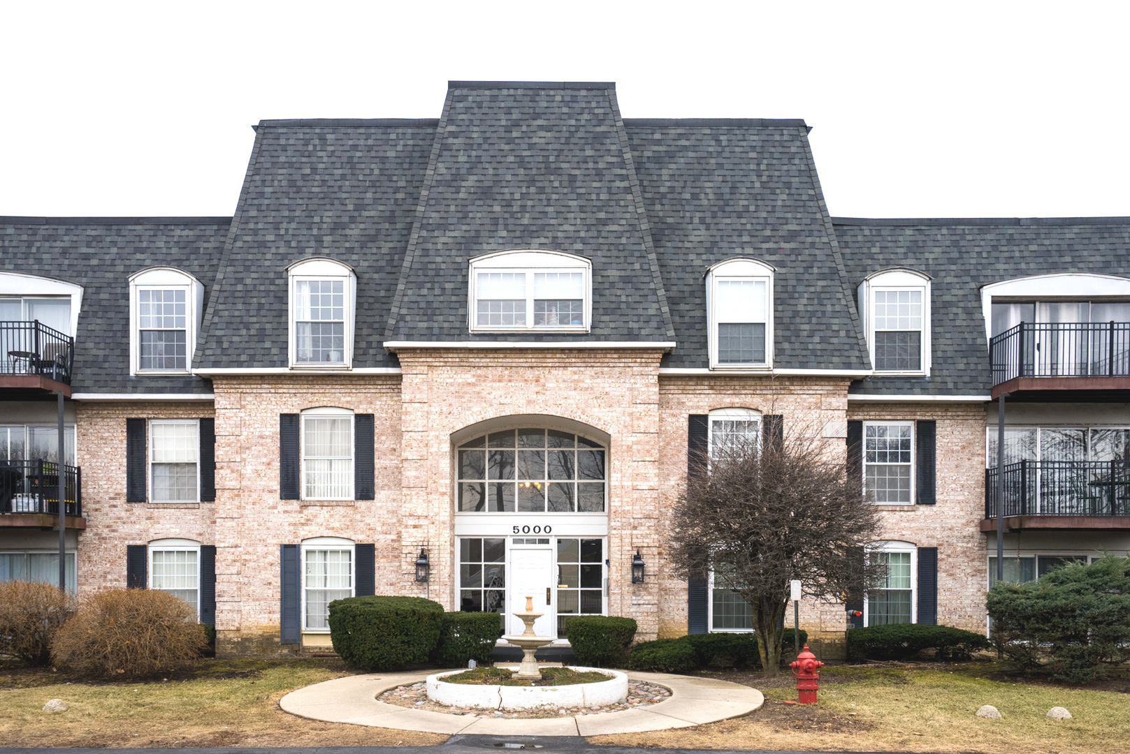 5000 Carriageway Drive #211, Rolling Meadows, IL 60008