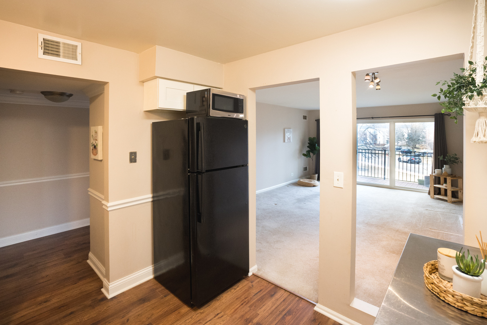 5000 Carriageway Drive #211, Rolling Meadows, IL 60008