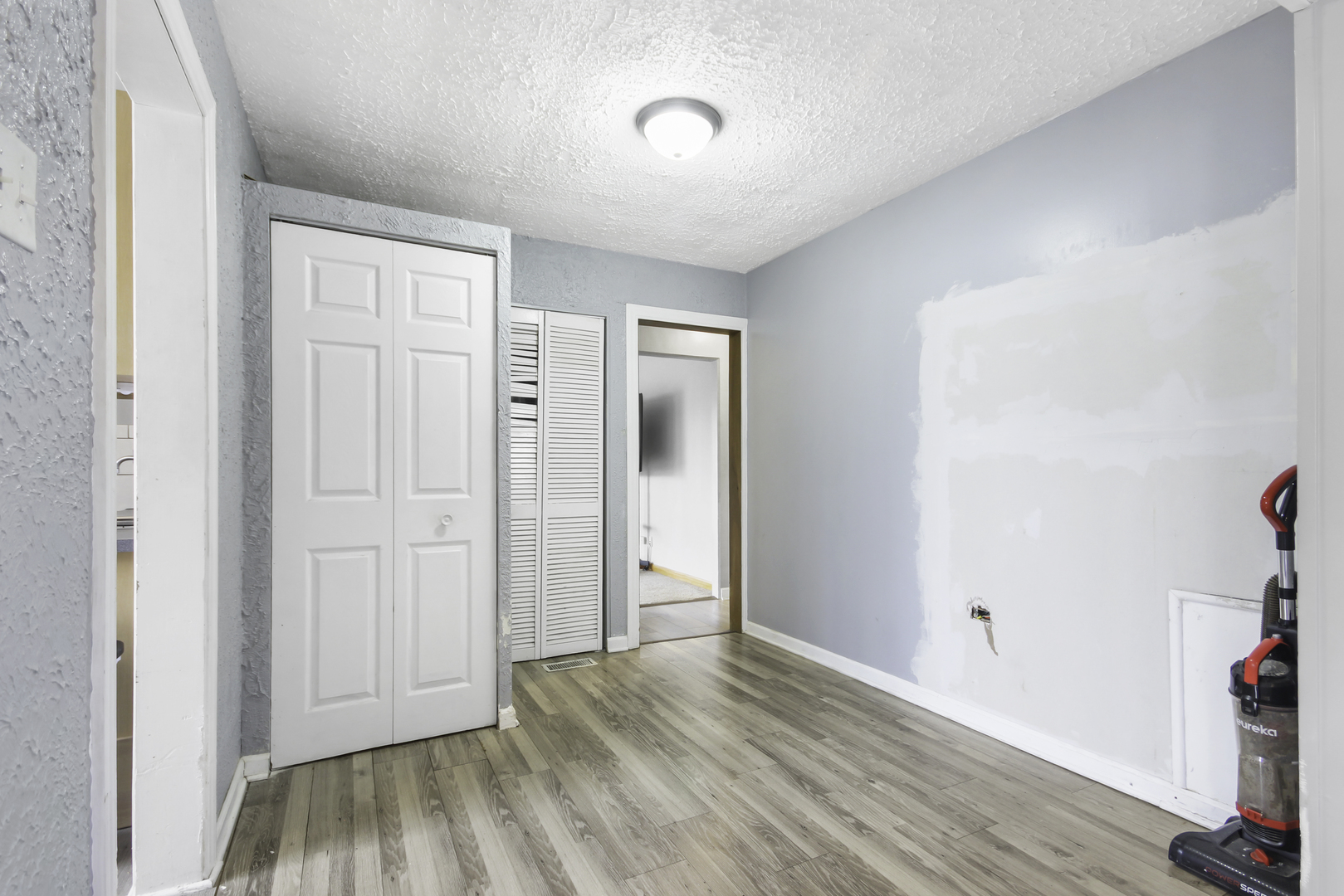 17057 Park Avenue, Lansing, IL 60438