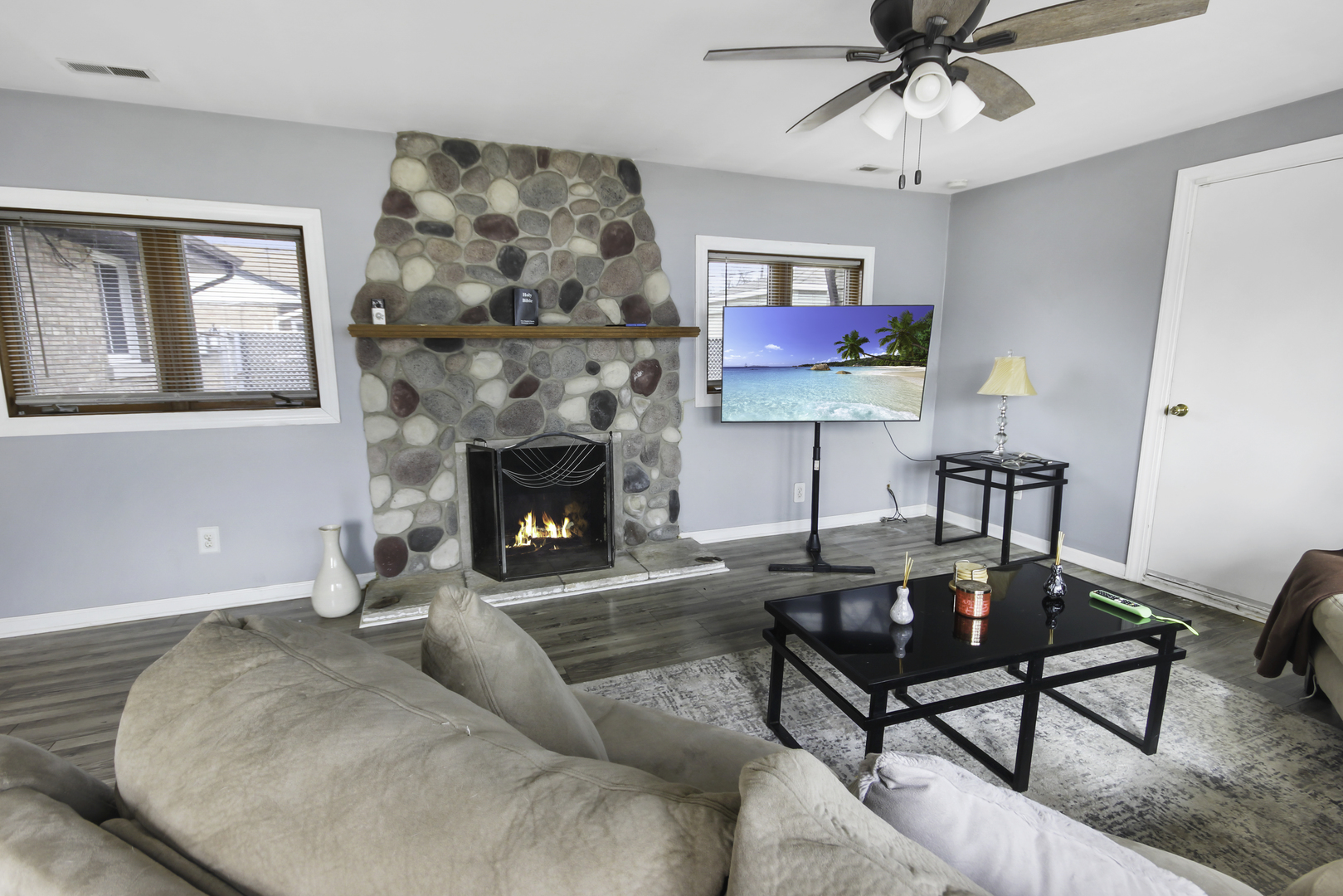 17057 Park Avenue, Lansing, IL 60438