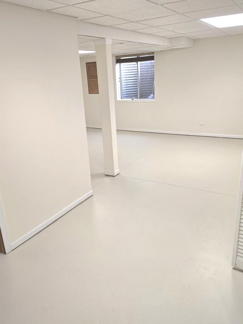 308 Windsor Court #C, South Elgin, IL 60177