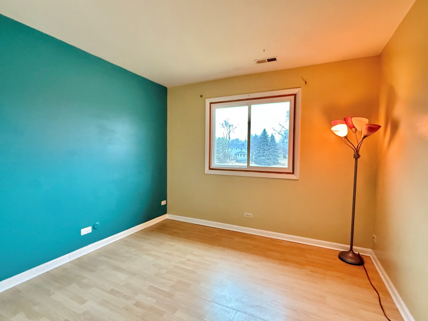 6S010 Steeple Run Drive #2D, Naperville, IL 60540