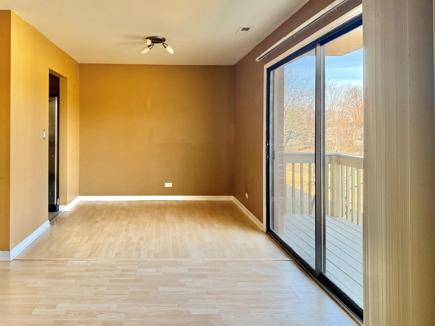 6S010 Steeple Run Drive #2D, Naperville, IL 60540