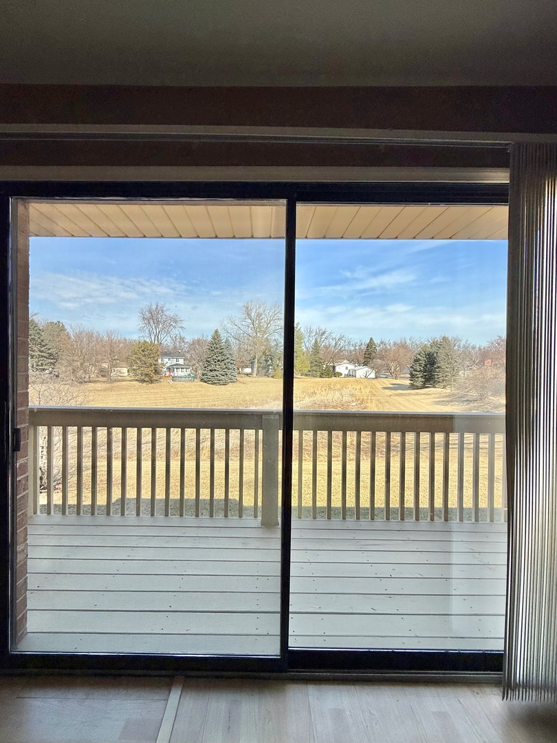 6S010 Steeple Run Drive #2D, Naperville, IL 60540