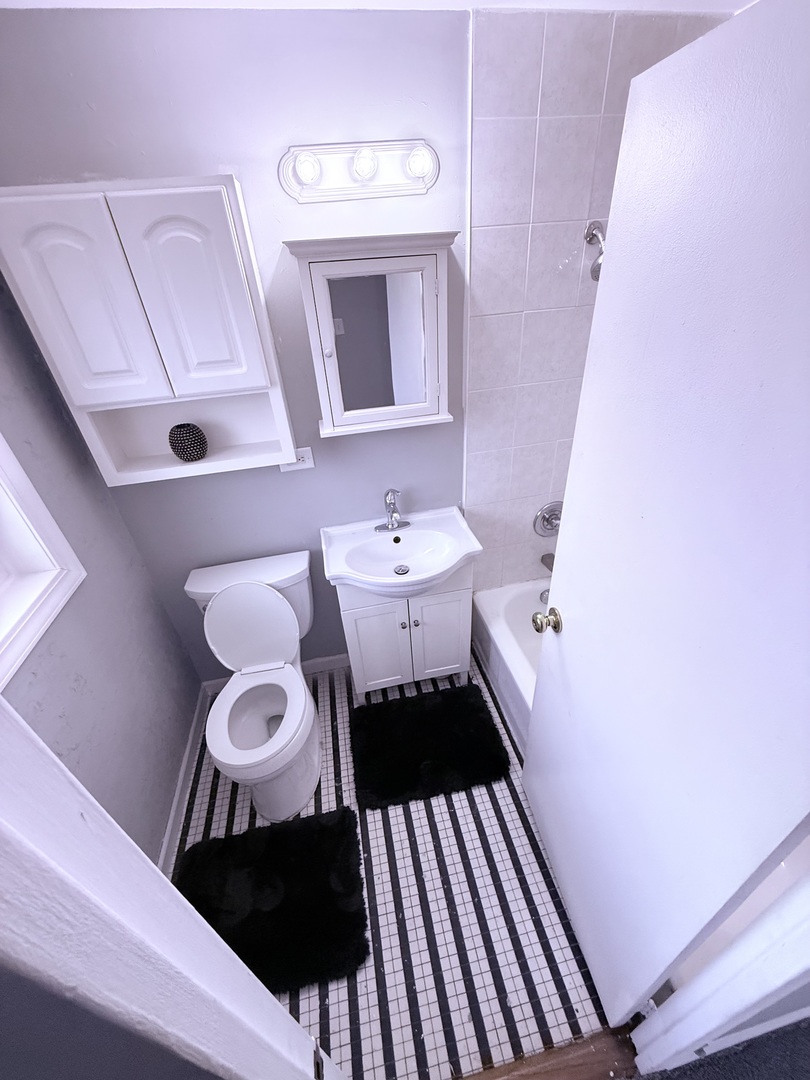 32 Dunlap Road, Park Forest, IL 60466