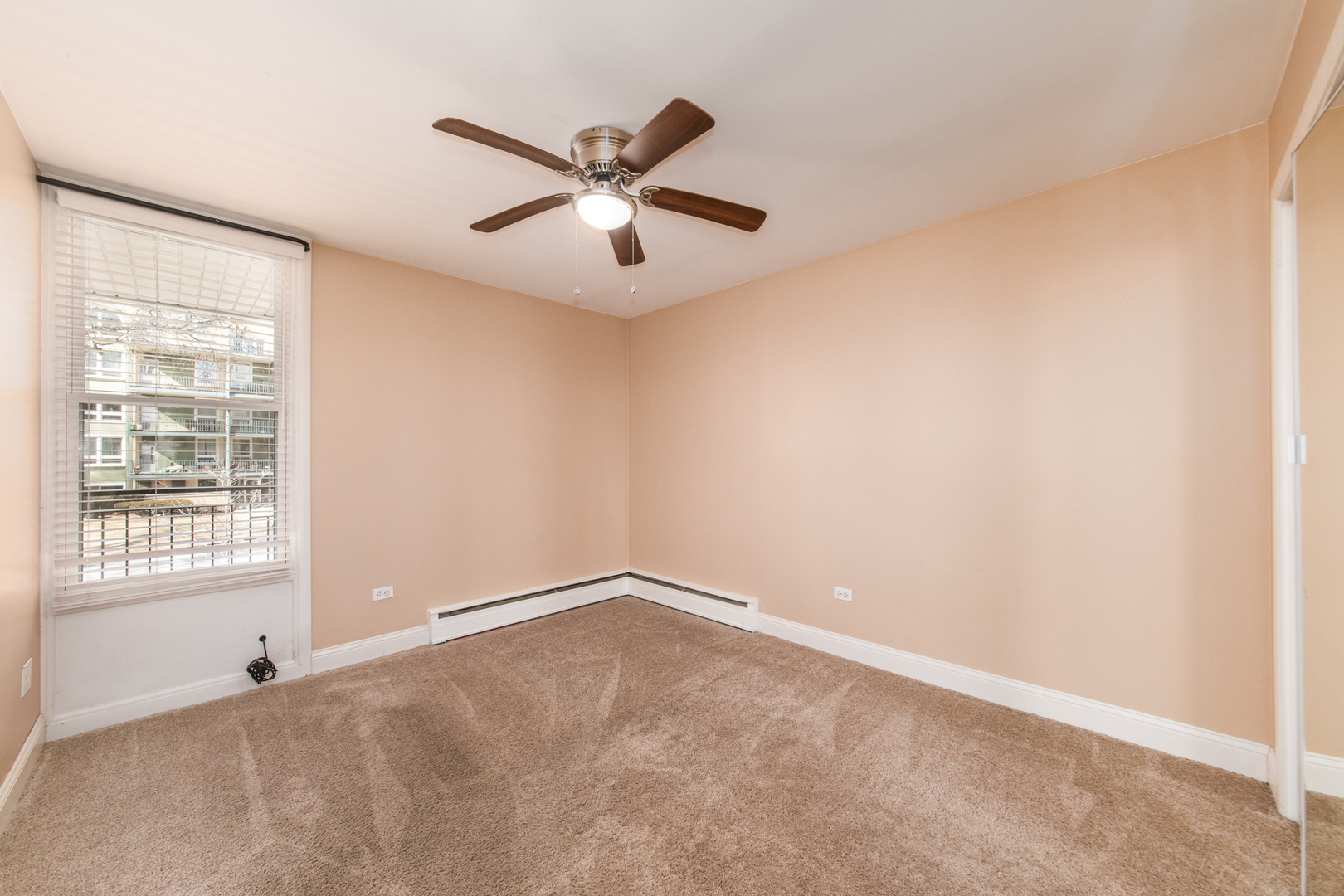 6121 W Higgins Avenue #C2, Chicago, IL 60630